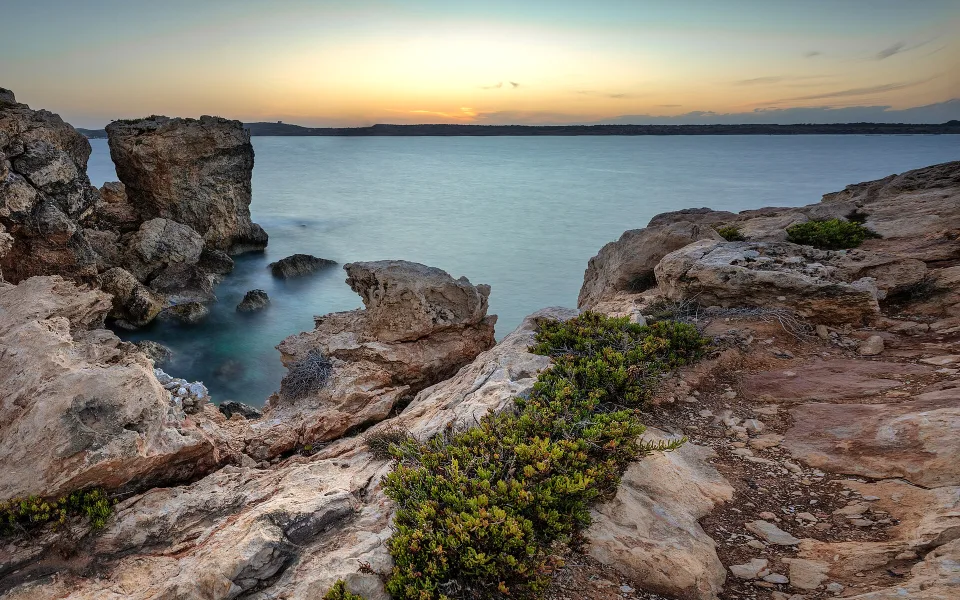 The rugged Ras il-Griebeg coast near Mellieħa
