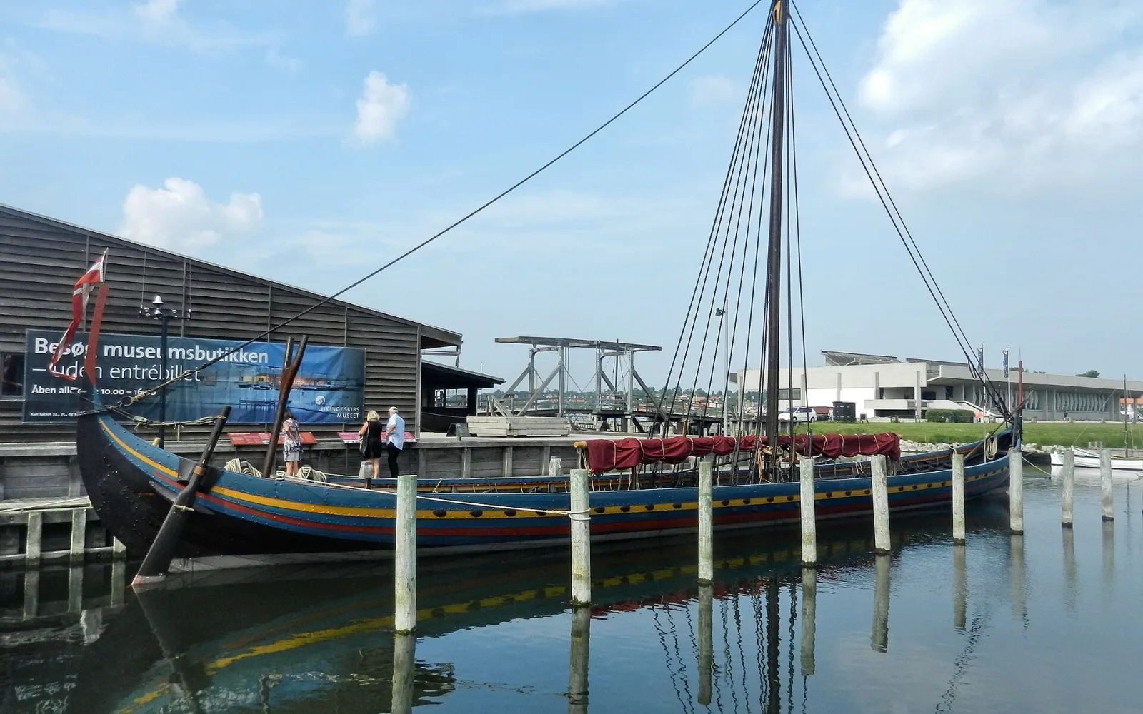 Roskilde Viking Ship Museum - panoramio