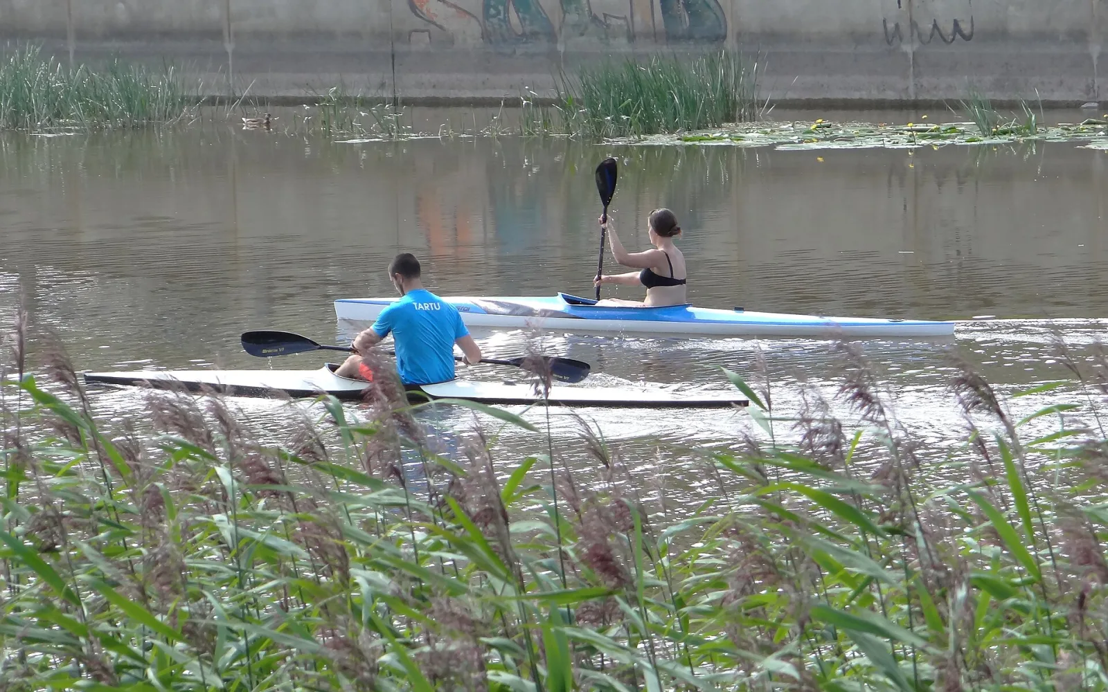 Canoeists on the Emajõgi River in Tartu
