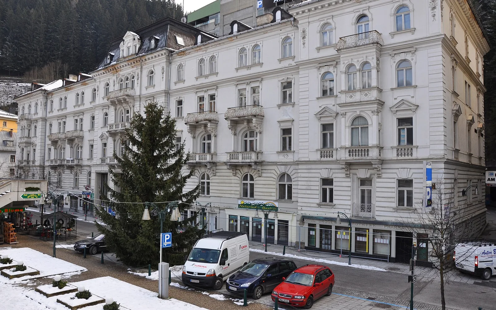 Historic hillside buildings in Bad Gastein