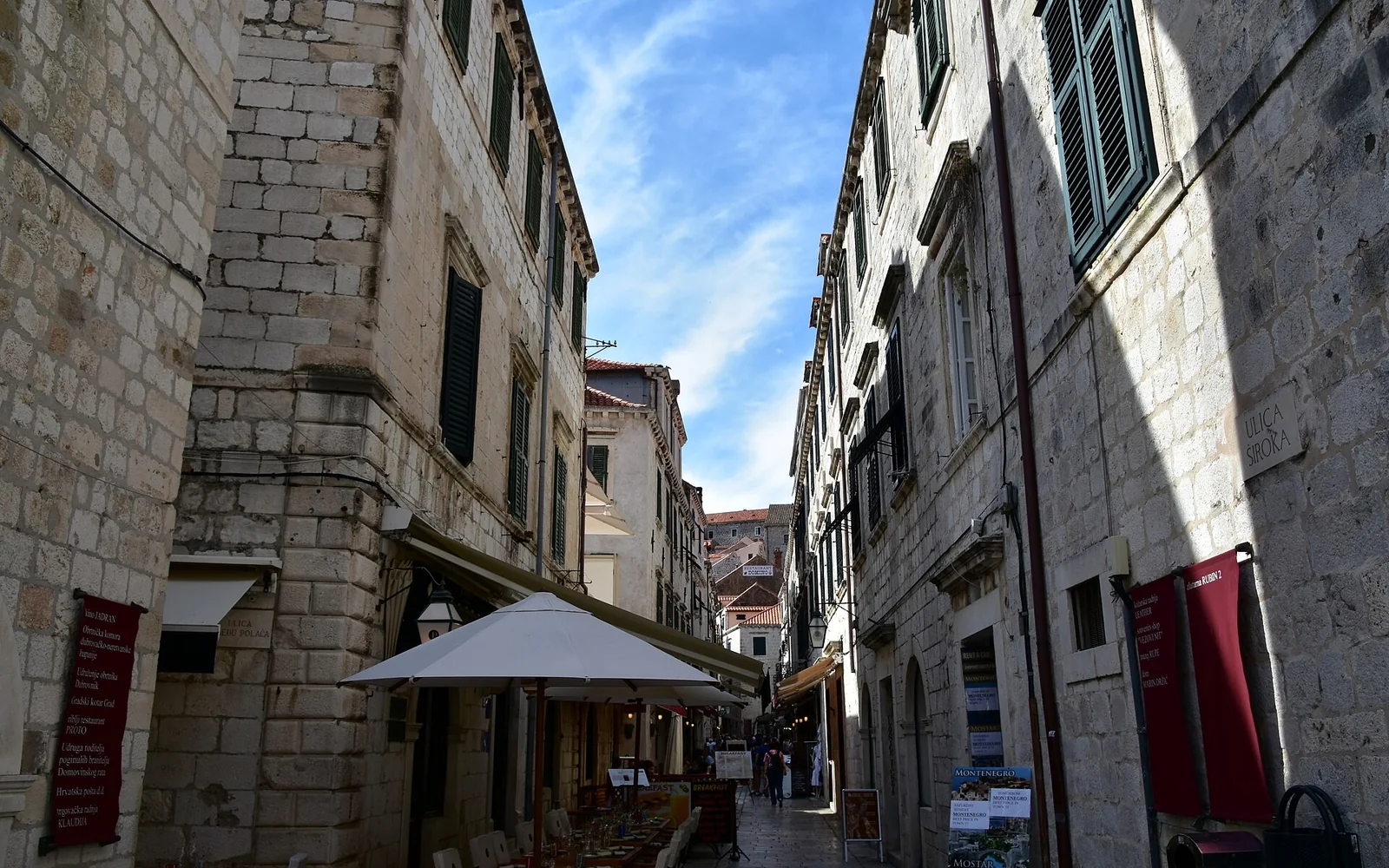 Stradun running through Dubrovnik Old Town