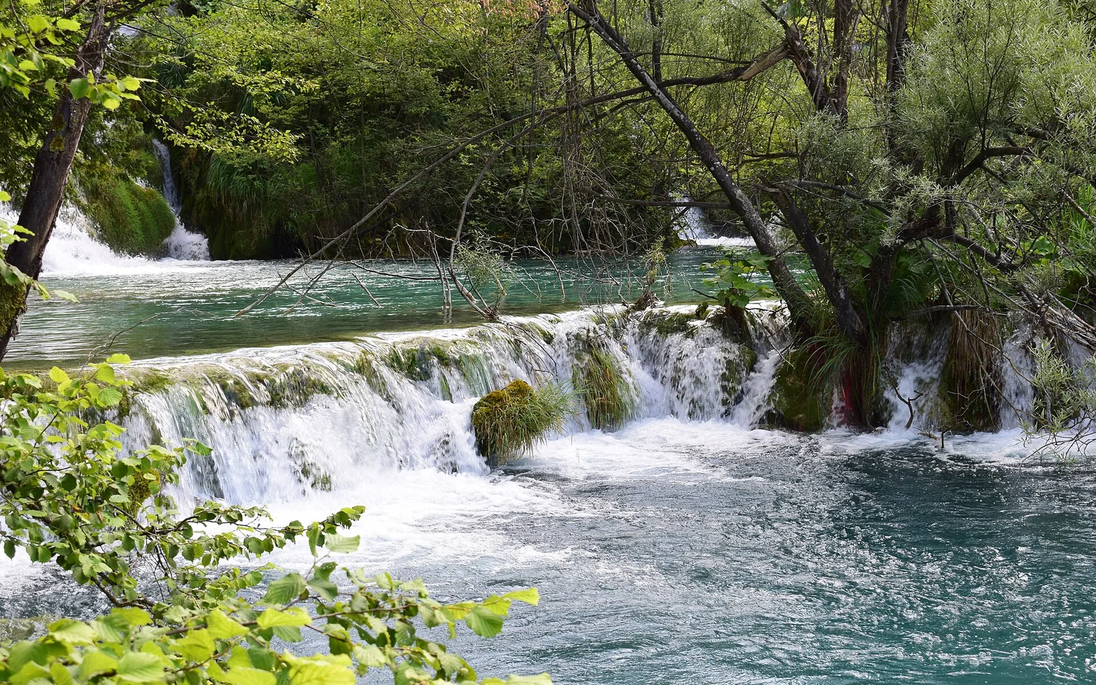 Waterfalls and turquoise lakes in Plitvice Lakes National Park