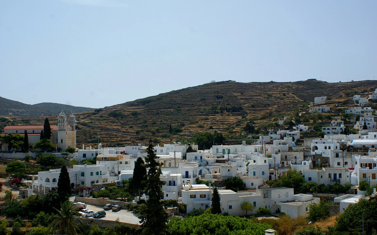 The inland village of Lefkes on Paros