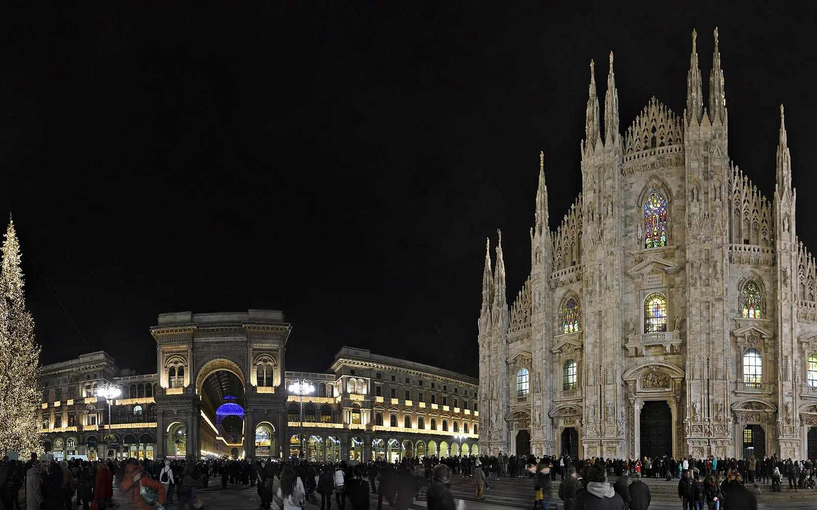 Milan Cathedral and Piazza del Duomo