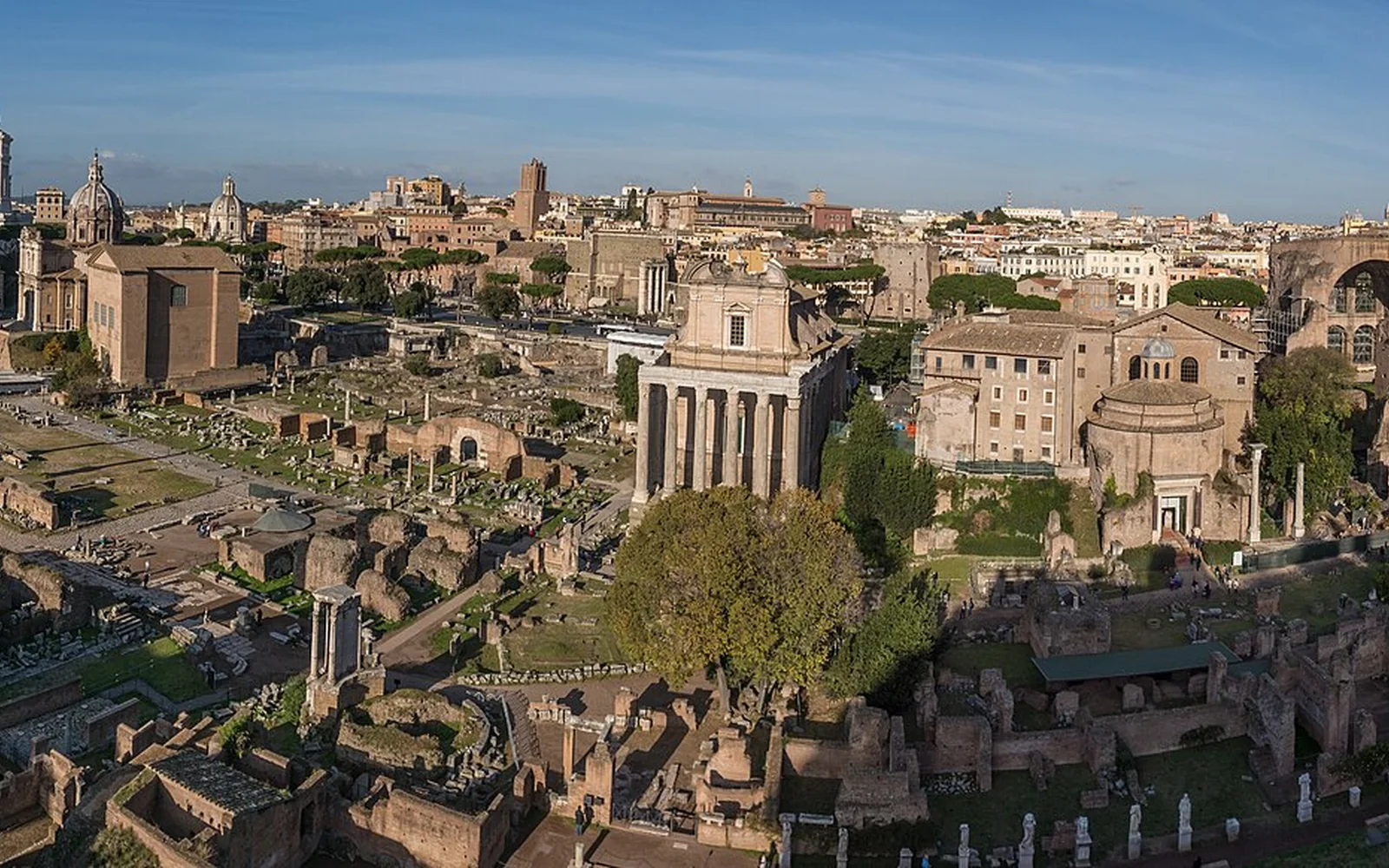 Ruins and temples in the Roman Forum