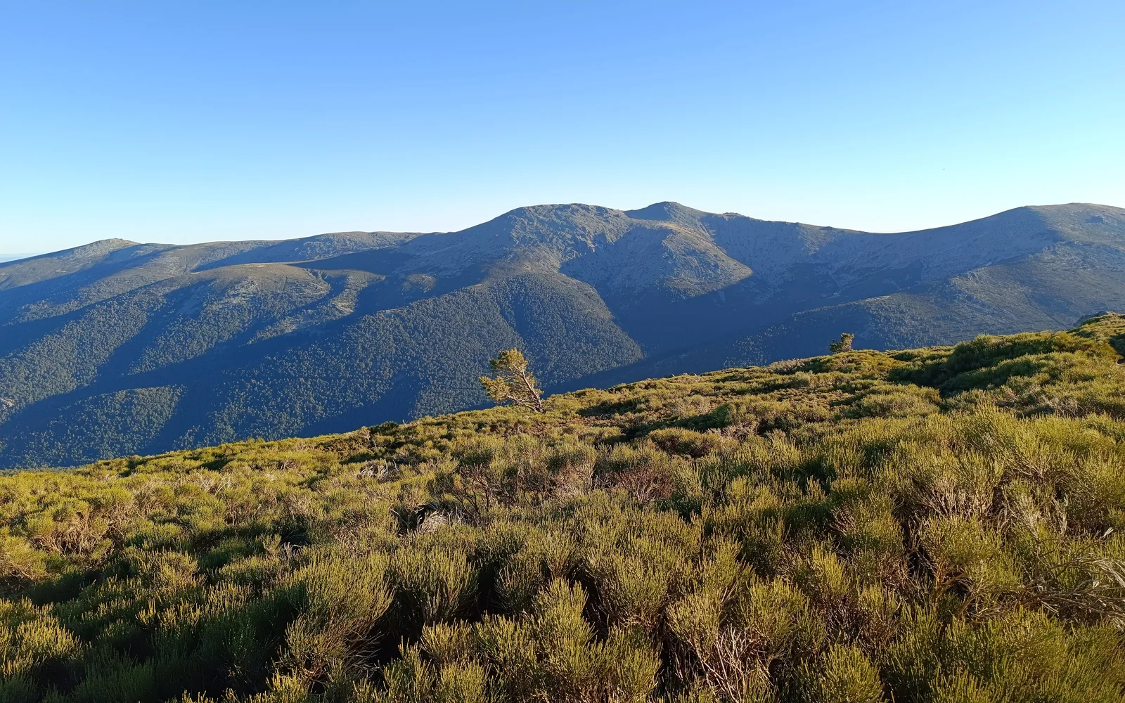 Cuerda Larga peaks in Sierra de Guadarrama National Park