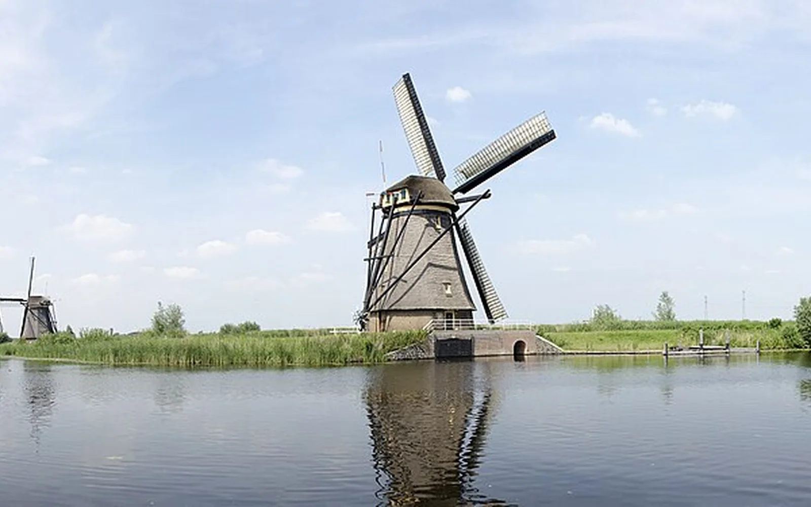 Windmills lining the water at Kinderdijk