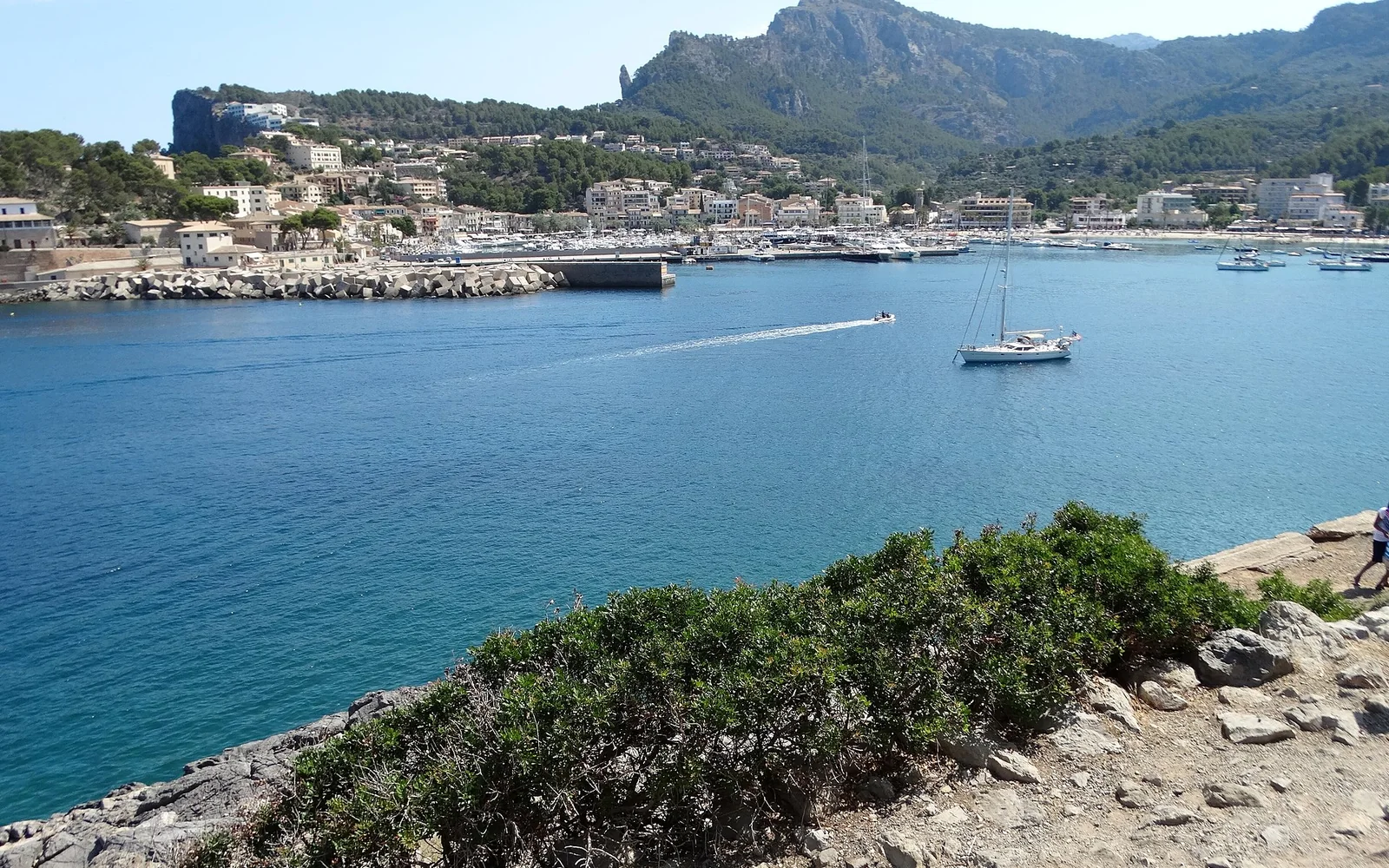 Port de Sóller and the surrounding Tramuntana coast