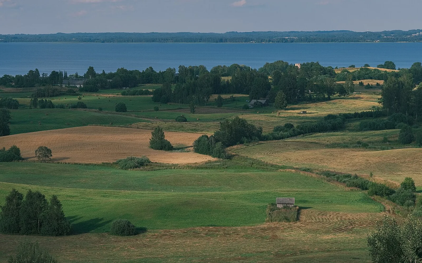 Lake Rāzna and the farmed Latgale landscape seen from Mākoņkalns